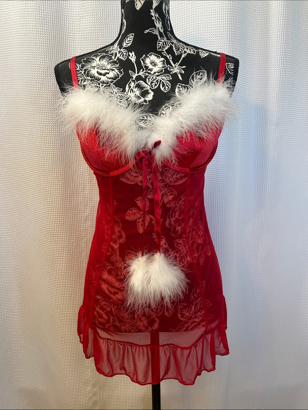 Sheer Red Sexy Santa Mrs. Claus Babydoll Christmas Lingerie Chemise Medium M